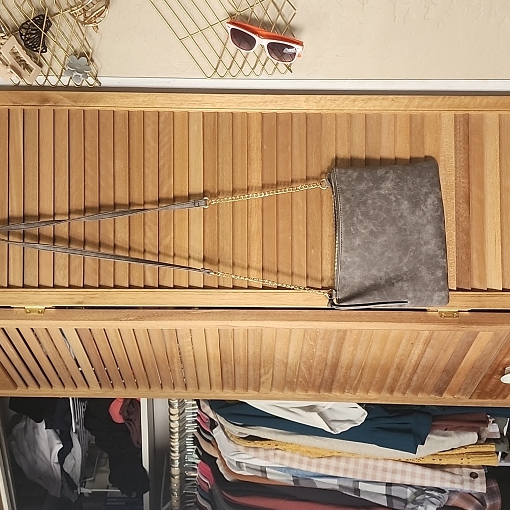 Crossbody bag